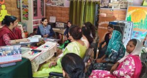 नवरात्र विशेष-3: शिक्षा की शक्ति, मैं फैलाती हूं ब्लैकबोर्ड से शिक्षा का उजाला