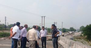 लोक निर्माण विभाग के सचिव ने सड़कों-पुलों के कार्यों का किया निरीक्षण