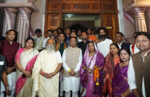 मुख्यमंत्री विष्णु देव साय ने शिवरीनारायण में भगवान नर-नारायण के किए दर्शन, प्रदेशवासियों की सुख-समृद्धि और खुशहाली की कामना