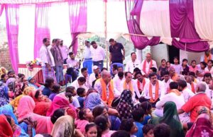 उप मुख्यमंत्री विजय शर्मा ने कबीरधाम के वनांचल ग्रामों में लगाई चौपाल