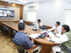 ग्रामीण क्षेत्रों में सेवाभाव और समर्पण के साथ स्वास्थ्य सेवाएँ दें बांड डॉक्टर्स : उप मुख्यमंत्री शुक्ल