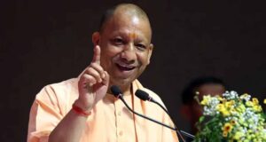 हर छात्र को शिक्षा और आगे बढ़ने का समान अवसर देने को प्रतिबद्ध है डबल इंजन सरकार: सीएम योगी